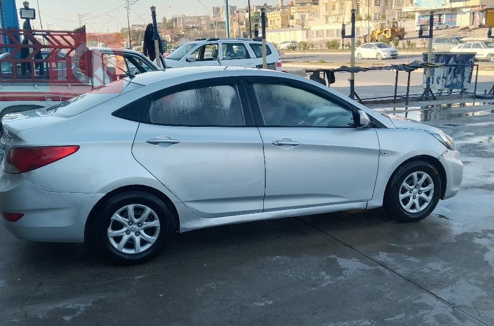 هیوندای ئەکسنت